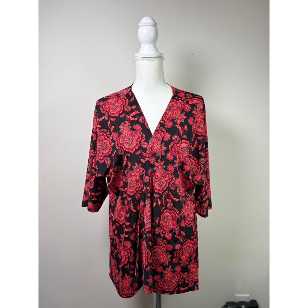 LuLaRoe Irma Tunic Top Womens Small Red Black Paisley V-Neck 3/4 Sleeve Relaxed